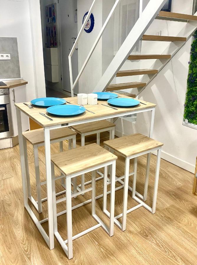 Duplex En El Centro De Madrid Apartman Kültér fotó